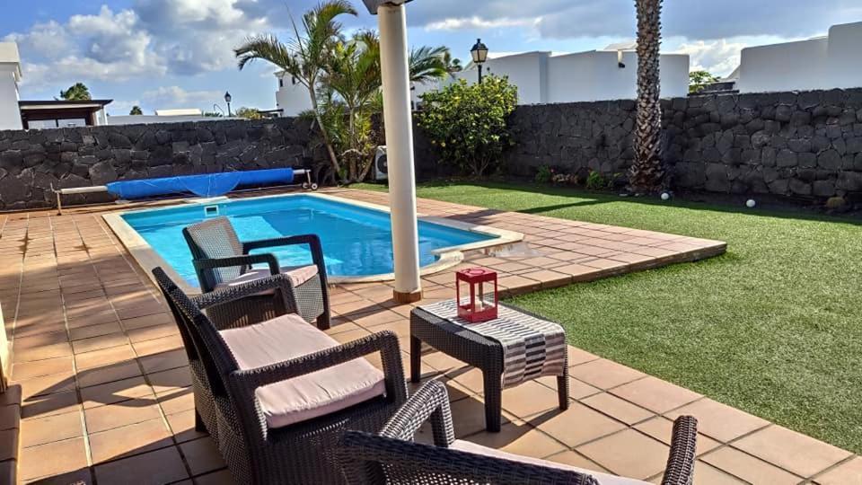 Villa Bol-Can Con Piscina Privada Playa Blanca  Extérieur photo