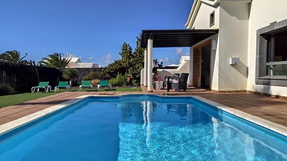 Villa Bol-Can Con Piscina Privada Playa Blanca  Extérieur photo